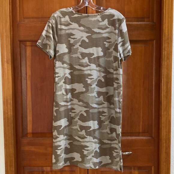 Camouflage T Shirt Dress with Criss Cross Neckline Detail - Size Large - Camo - Picture 3 of 5